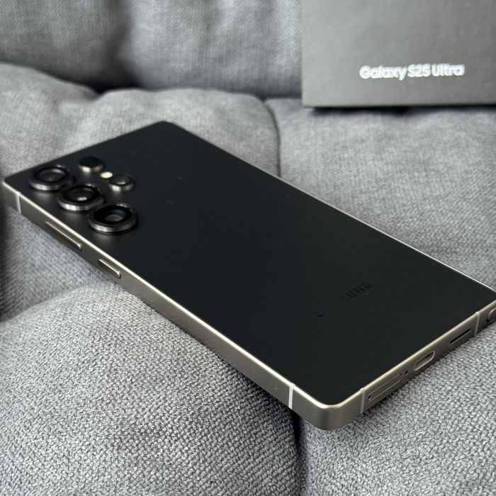 Samsung S25 Ultra 12/256 Titan