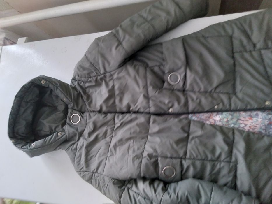 Зимовий пуховик на дівчинку