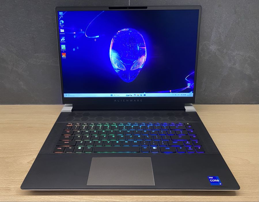Alienware X16 R1 16" QHD 240Hz/i7-13700H/RTX 4070 140W/16Gb DDR5/1Tb ...