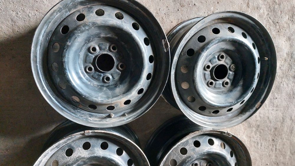 Corolla Camry 5*114,3 R16 металлические стальные диски колеса