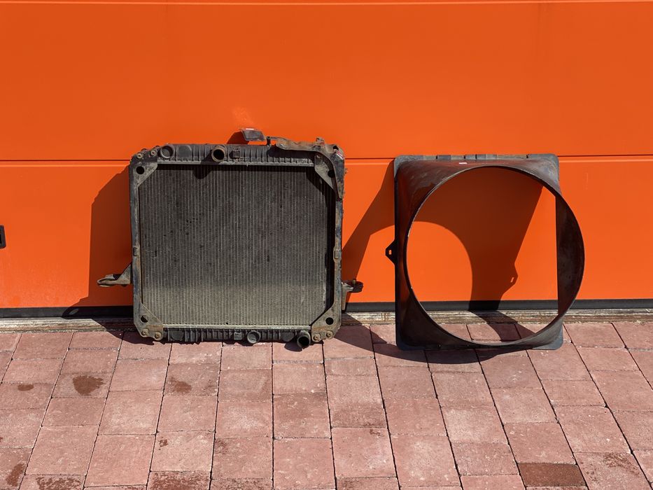 Радіатор Mercedes 814k 817k 820k 914k 917k Радиатор пландек OM366-904