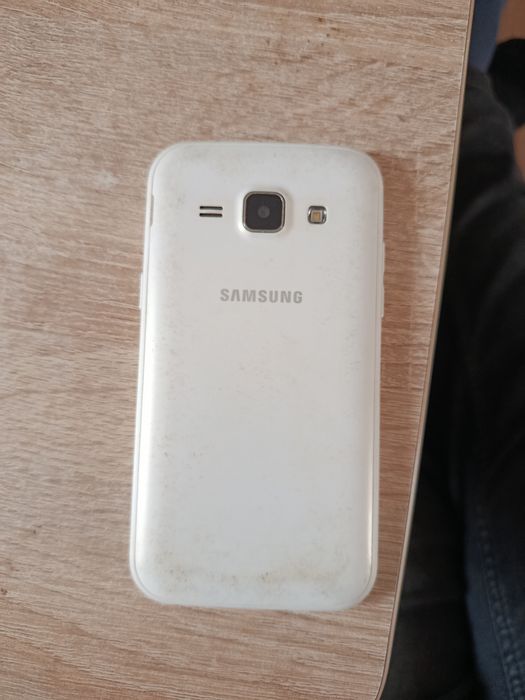 Samsung Galaxy J1