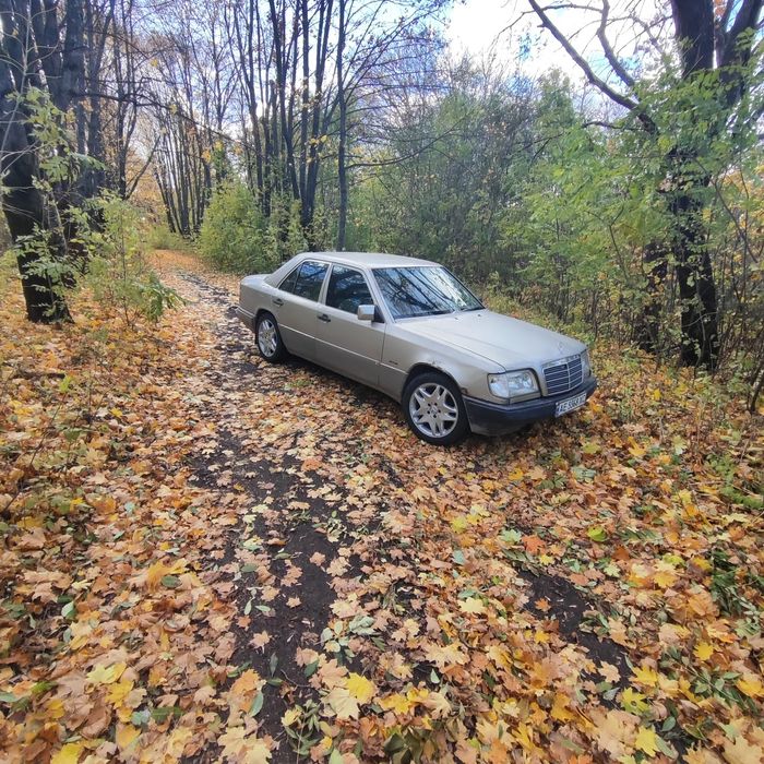 Продам Мерседес w124