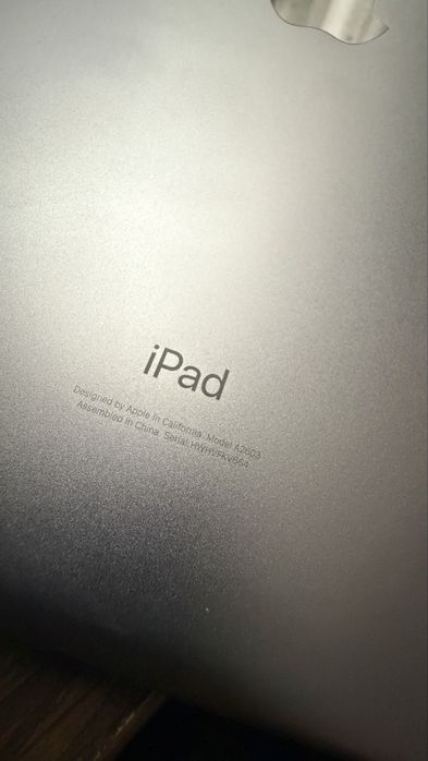 Планшет Apple iPad 10.2