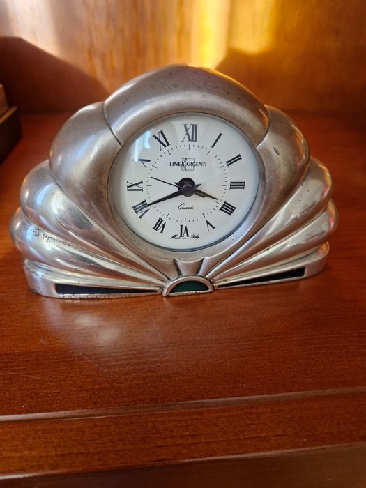 Relógio de mesa vintage.