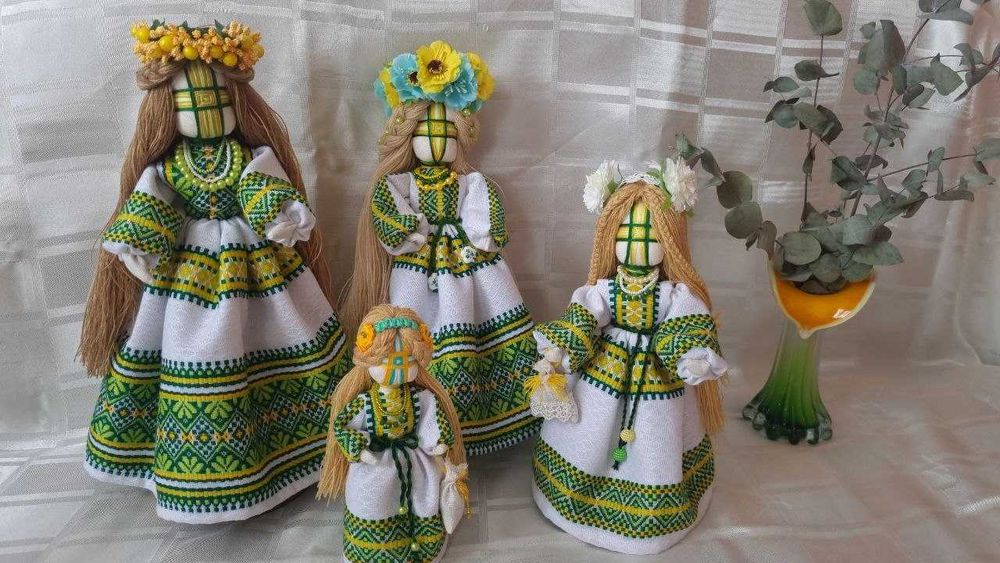 Лялька мотанка ручної роботи