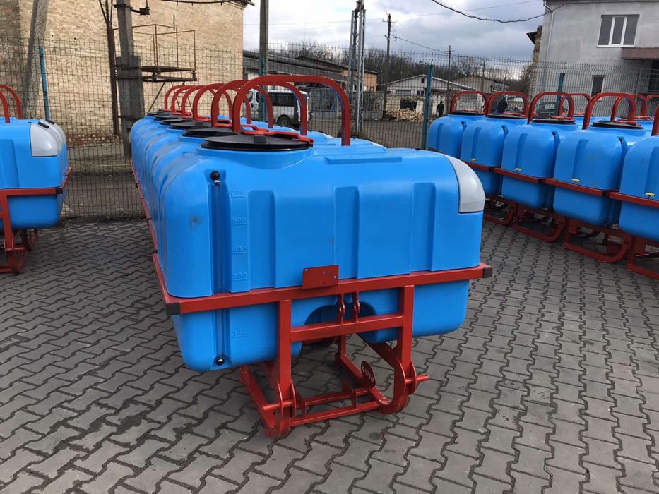 Навісний оприскувач, оприскувач, обприскувач польський