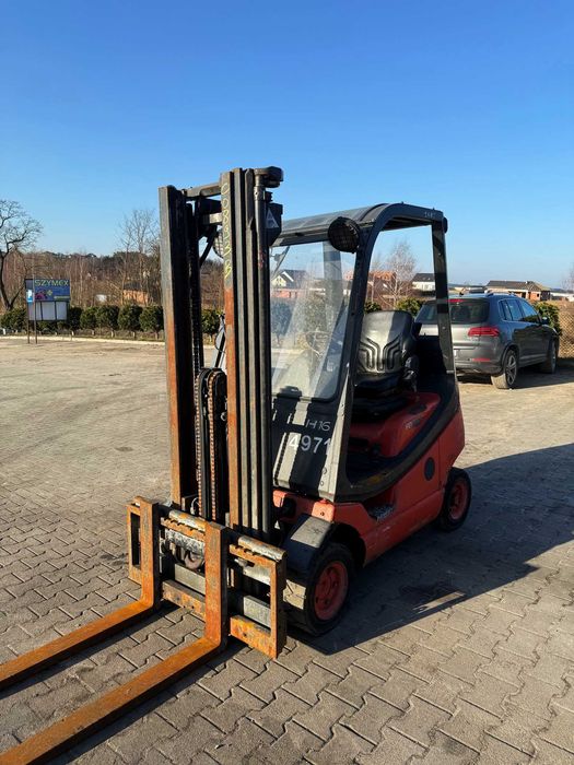 wózek widłowy LINDE H16T-02 1600kg Triplex 4.60m silnik VW LPG przesuw
