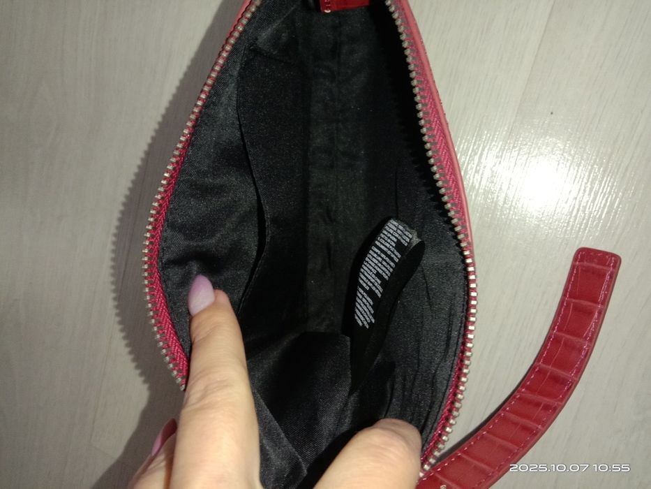 Сумочка Urban Outfitters