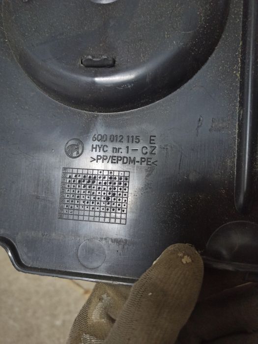 Ящик інструментальний в запаску skoda audi wv seat