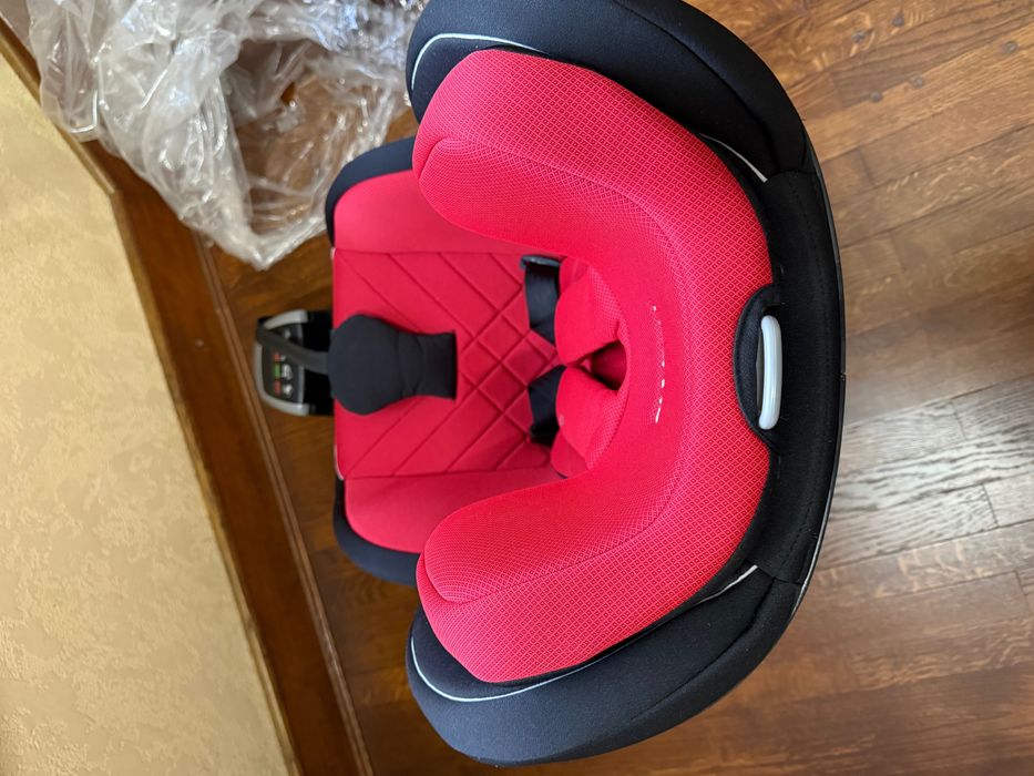Автокрісло RECARO Zero.1 (Racing Red)