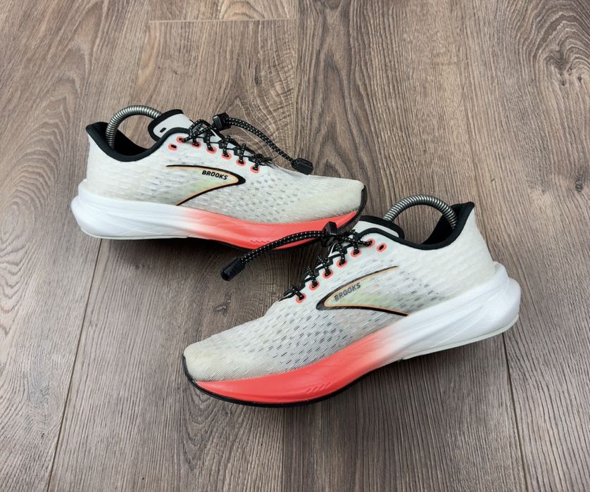 Бігові Кросівки Brooks Hyperion 40 (25.5 см)
