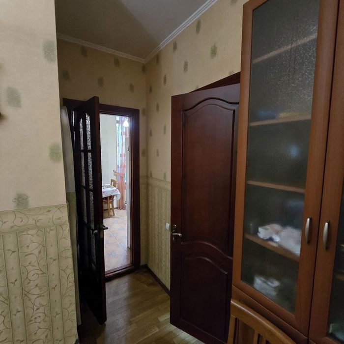 Продаю 2 кімнатну  квартиру Проспект Богоявленський  автономка Бомбосховище в під'їзді
