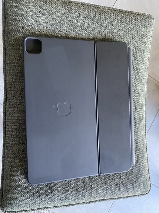 iPad Magic keyboard