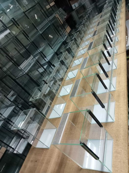 Terrarium 15x15x25 (2x wentylacja). Dużo innych wymiarów. Producent