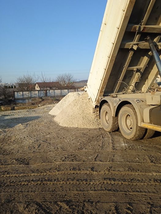 Щебінь пісок вапняк доставка самоскидами