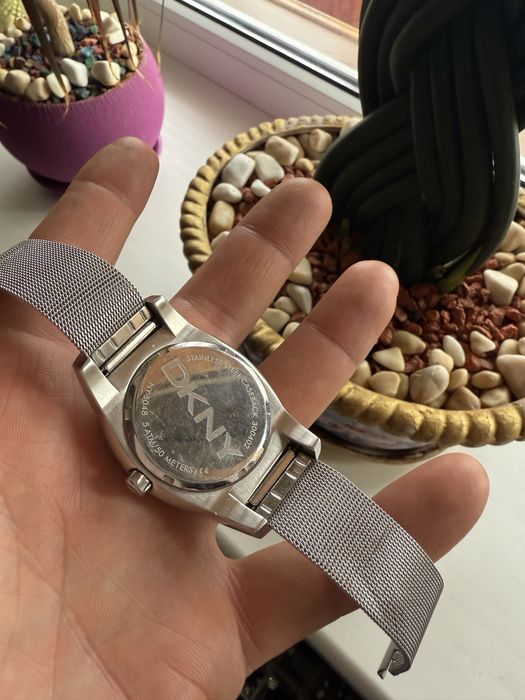 Часы DKNY 300402