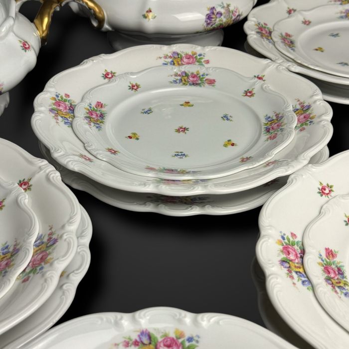 Serwis obiadowy Rosenthal Pompadour dekor kwiatowy b5/092080