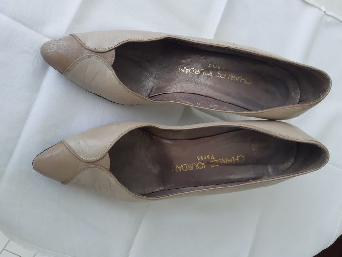 Elegantes Sapatos para Senhora - Vários Pares