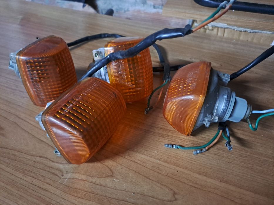 4 Piscas NSR125 JC22