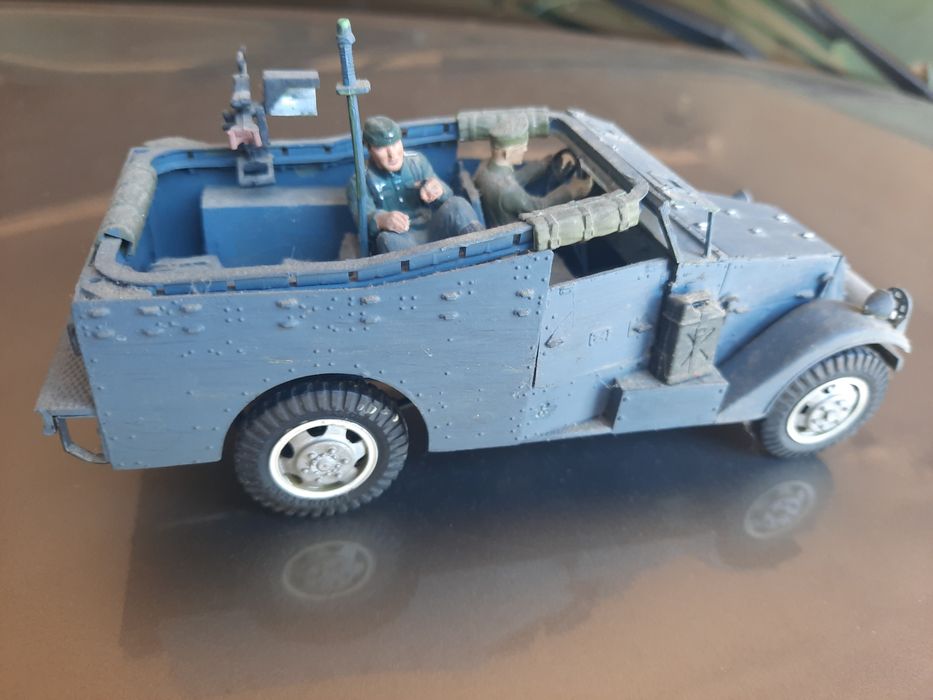 Модель немецкого бронетранспортера маштаб  1:35