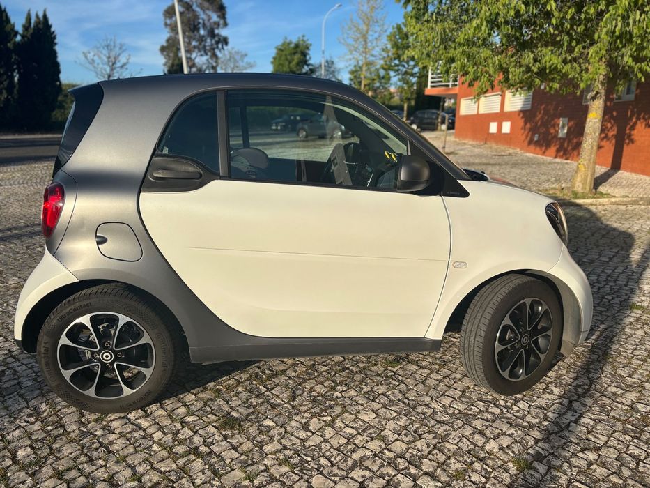 Smart ForTwo Coupé 1.0 mhd Passion 71 foto 3