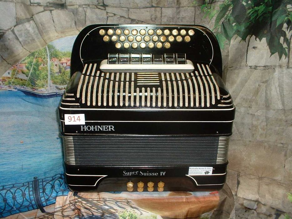 Concertina para venda N, 914