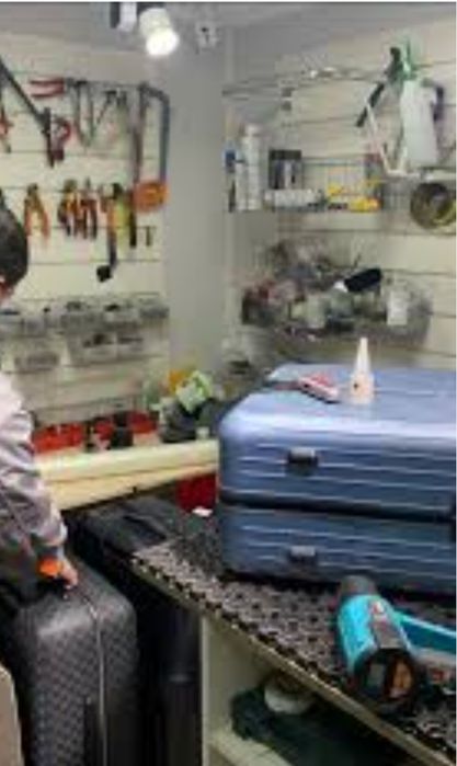 Ремонт валіз,  ремонт чемоданов