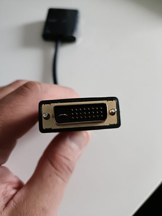 DVI - VGA Cable.435390811912939522