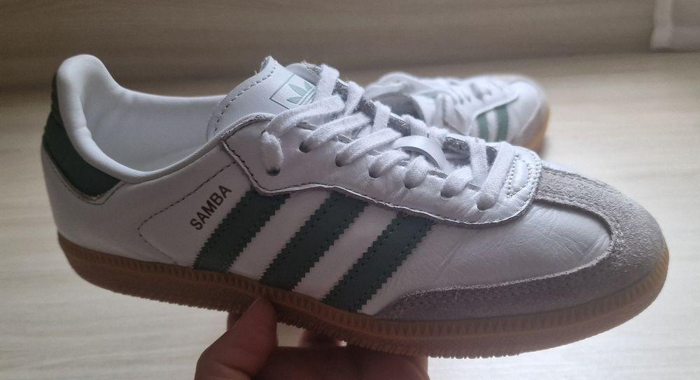 Кросівки adidas samba 35,5 розмір