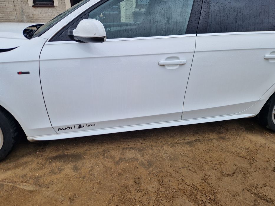 Drzwi lewy przód Audi A4 B8 lift LY9C