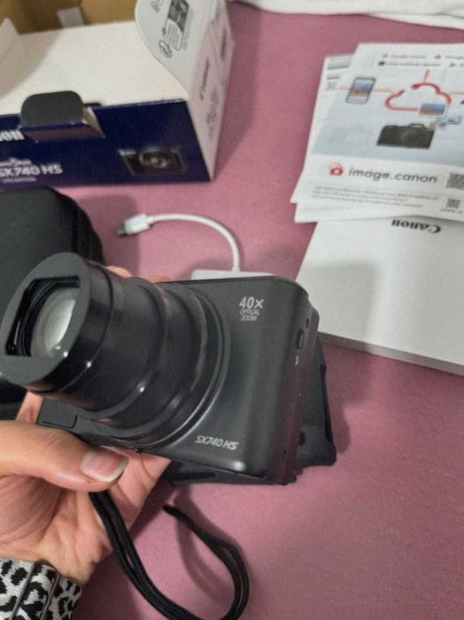 Canon PowerShot SX740 HS