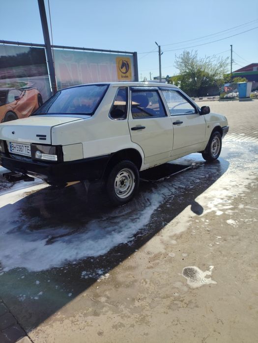 ВАЗ - 21099, в доброму стані