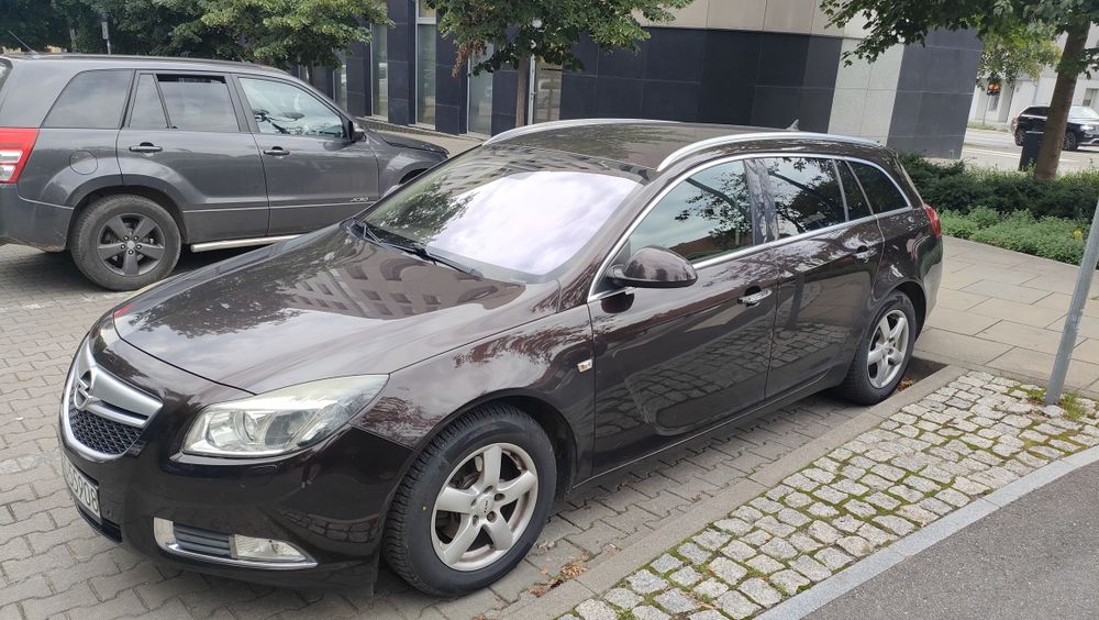 Sprzedam Opel Insignia Sports Tourer 1.4 140km
