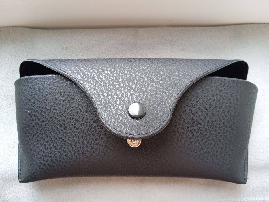 Высококачественный футляр для солнцезащитных очков