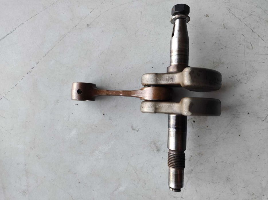 Jonsered 2165 para Peças