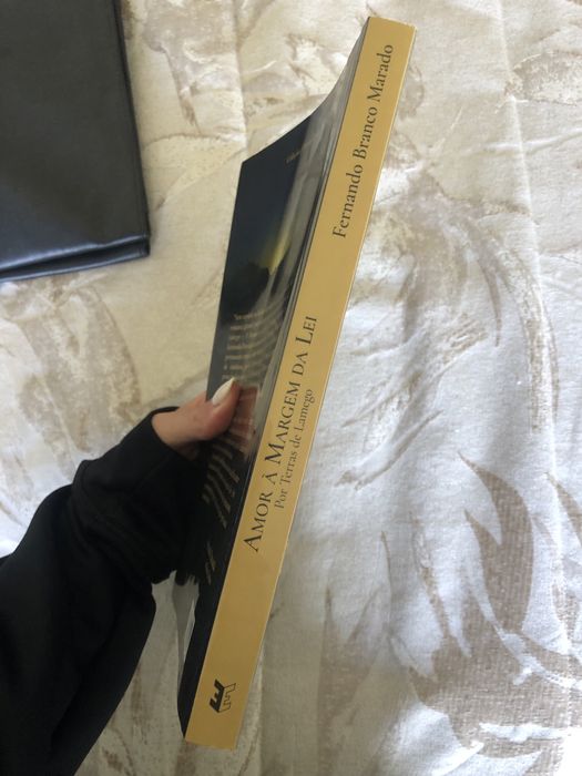 Romance “Amor à margem da Lei”