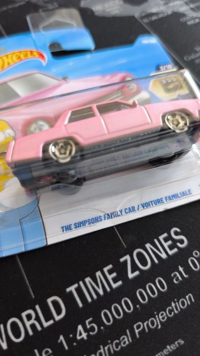 Hot Wheels The Simpsons Family Car