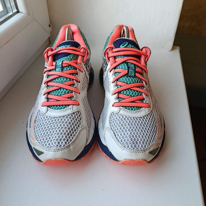 Кросівки ASICS GT 2000 р.37.5.Оригінал