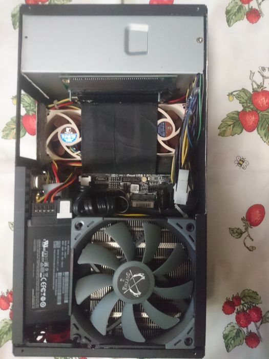 ASRock Z77E-ITX,i7-3770s,SSD-512Gb,ОЗУ-12Gb.