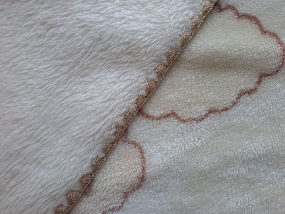 Cobertor para cama de  bebé quente, Pierre Cardin.