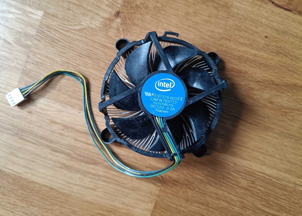 Chłodzenie procesora Intel Box CPU Cooler | DC12V 0.2A | Socket LGA