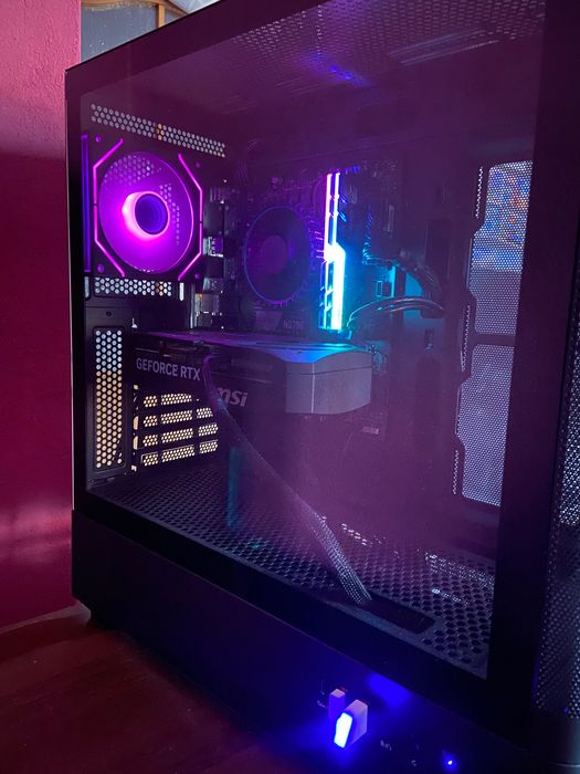 Komputer stacjonarny gamingowy