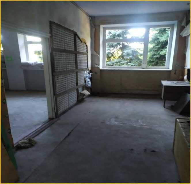 Комплекс будівель, площею 3 227,40 кв.м. м