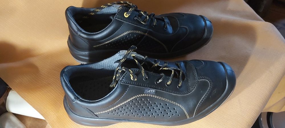 TECHWORK FAGUM 46 buty ochronne z metalowym noskiem