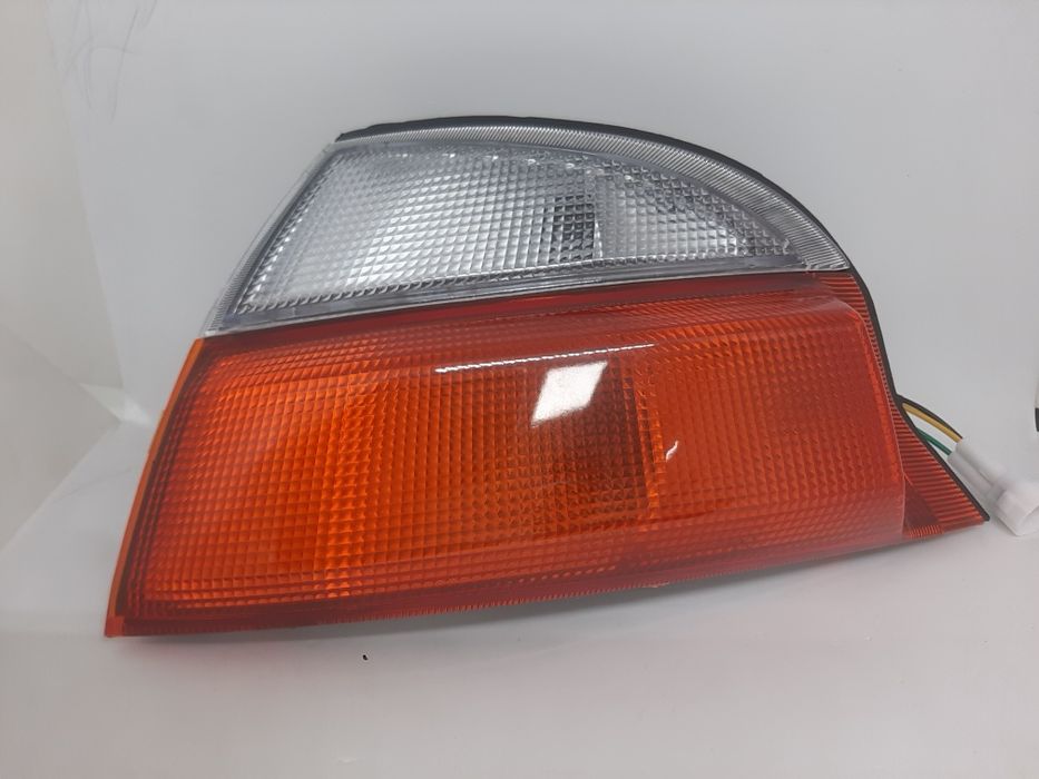 Pisca da frente esquerdo/direito Toyota Hiace 95-04