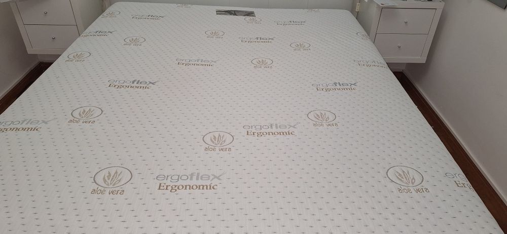 Colchão Ergoflex ergonomico viscoelastico excelente