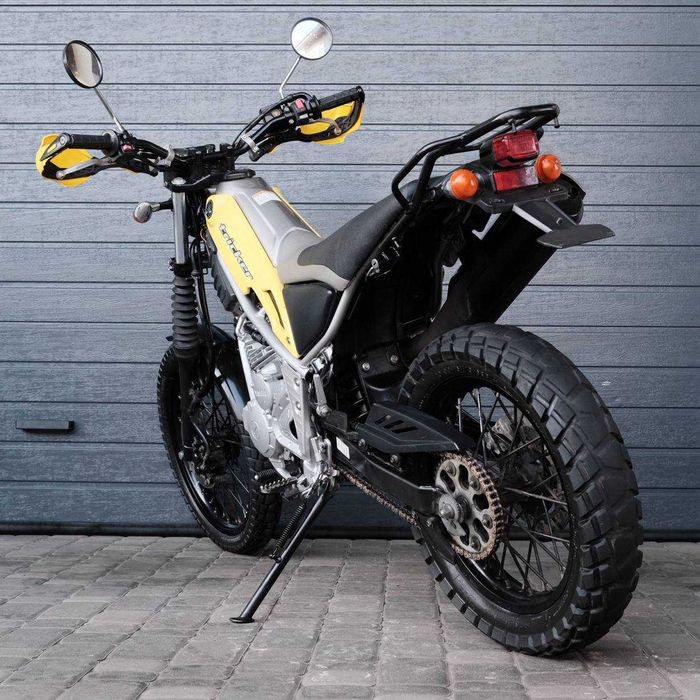 Продам мотоцикл Yamaha Tricker 250 (4255)