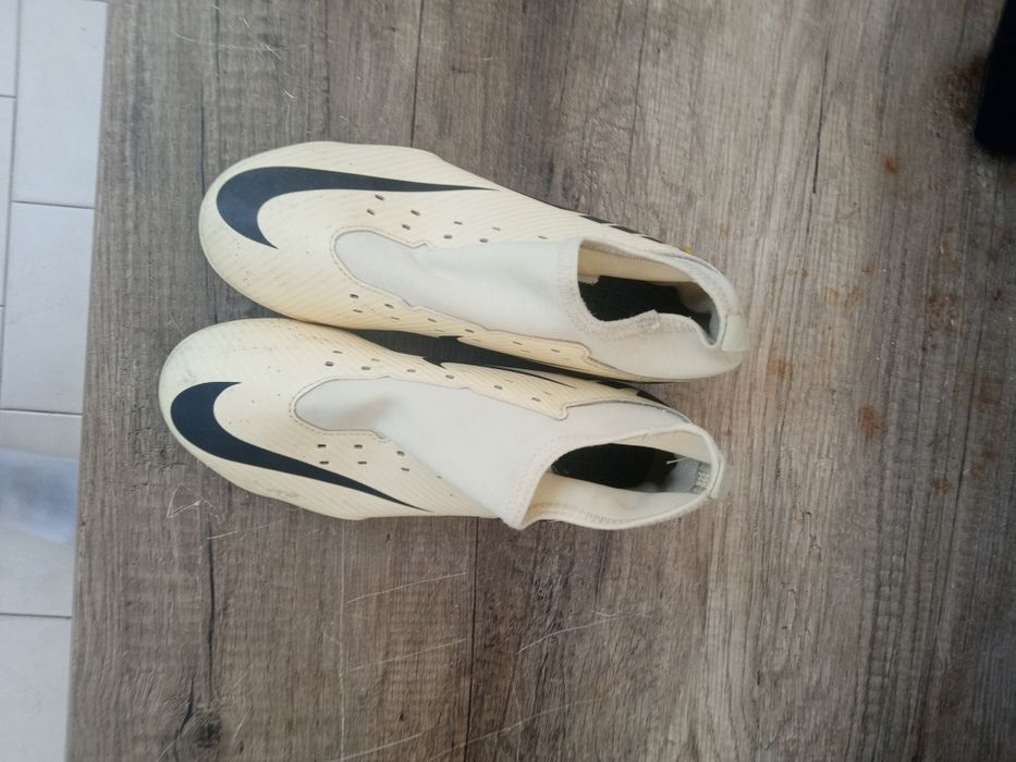 Nike Mercurial a venda
