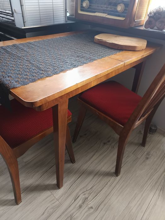 Stary, rozkładany stół prl